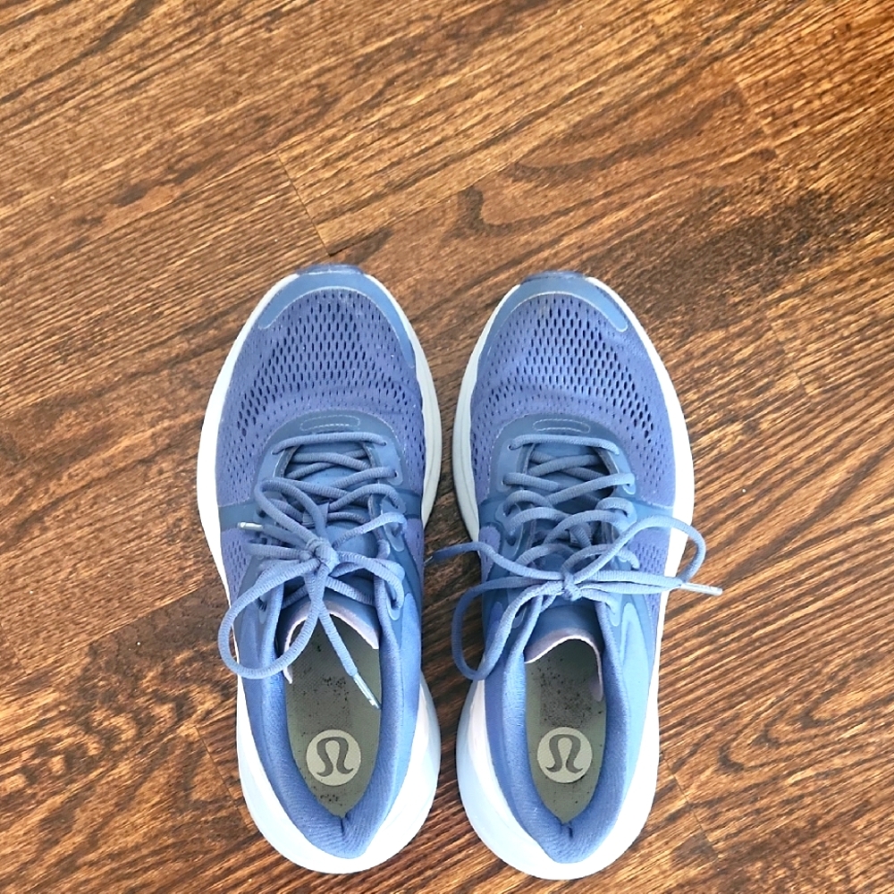 Lululemon Blissful Sneaker Size 7.5